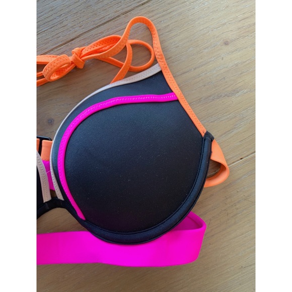 Victoria’s Secret Very Sexy Push Up Bikini - Picture 5 of 9